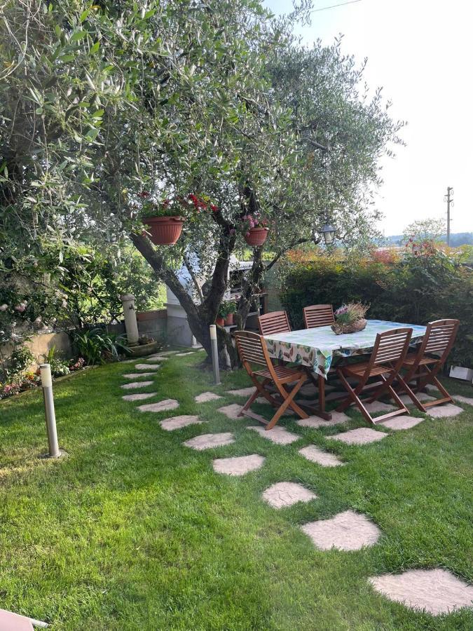 Casa Vacanze Collina Del Lago Pastrengo Exteriér fotografie
